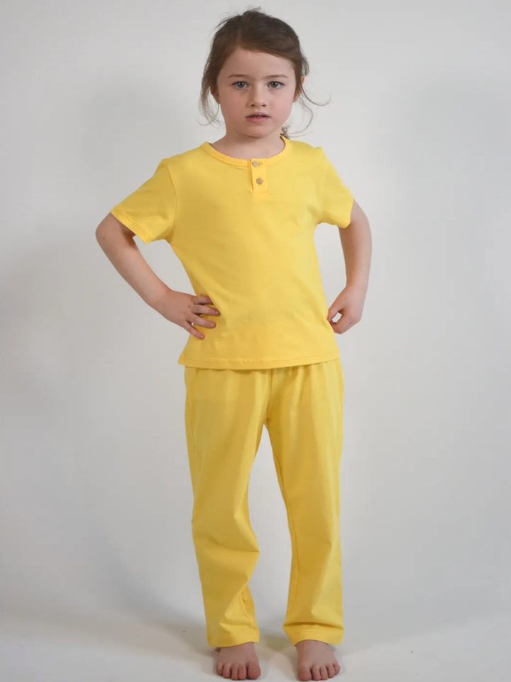 BASIC GROUP ORGANİK %100 Pamuklu Unisex Pijama Takımı 2-8 yaş Sarı - 6 Yaş